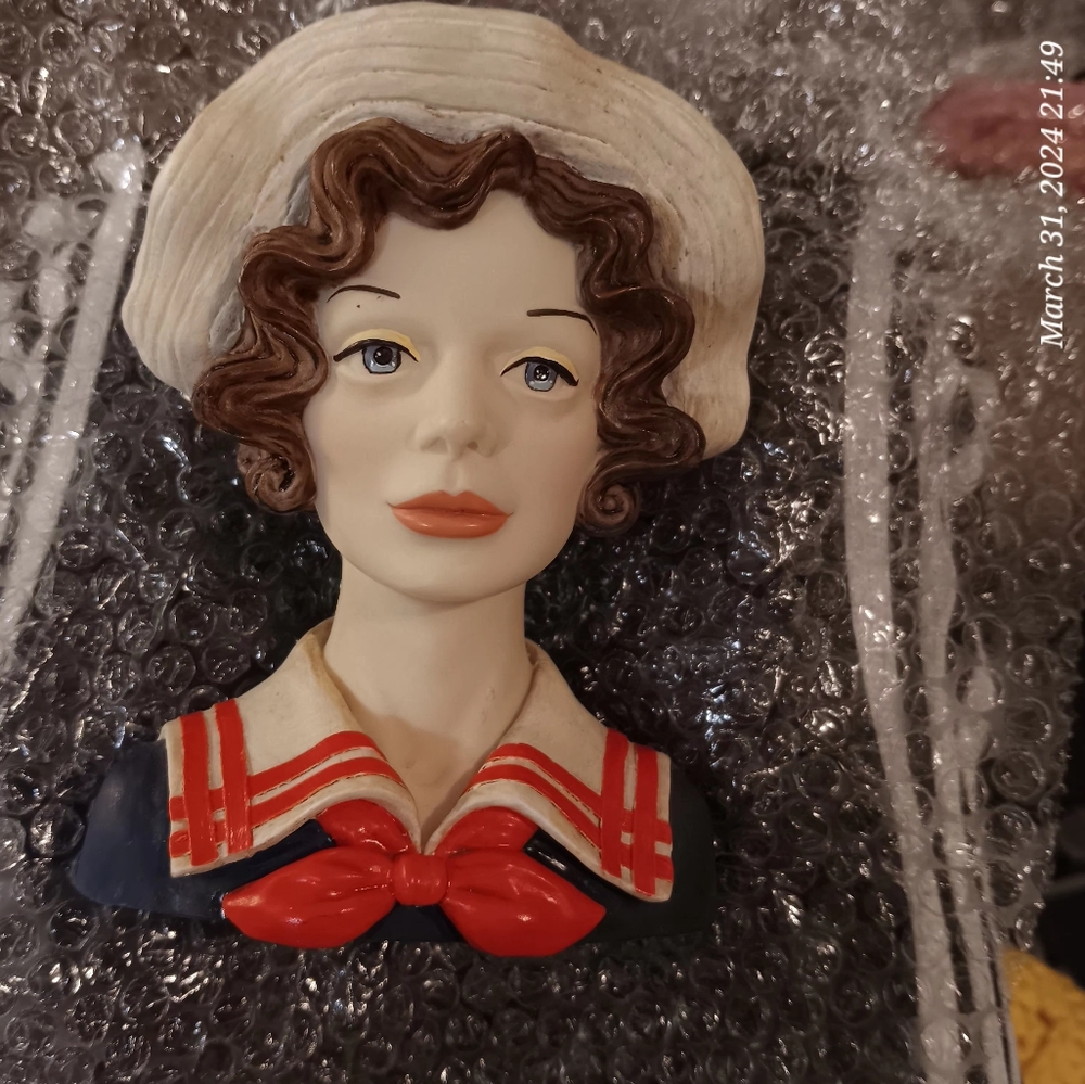Cameo Girls Lady Head Vase